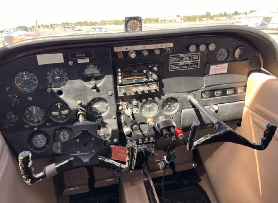 1958 Cessna 175 Photo 4