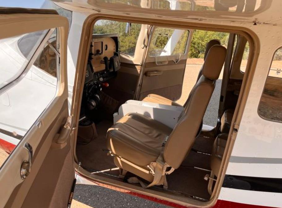 1969 Cessna P206D Stationair Photo 5