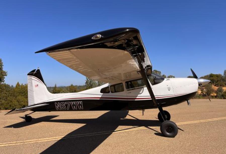 1967 Cessna 180H Skywagon Photo 3