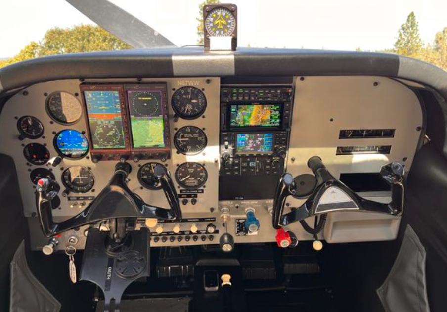 1967 Cessna 180H Skywagon Photo 4