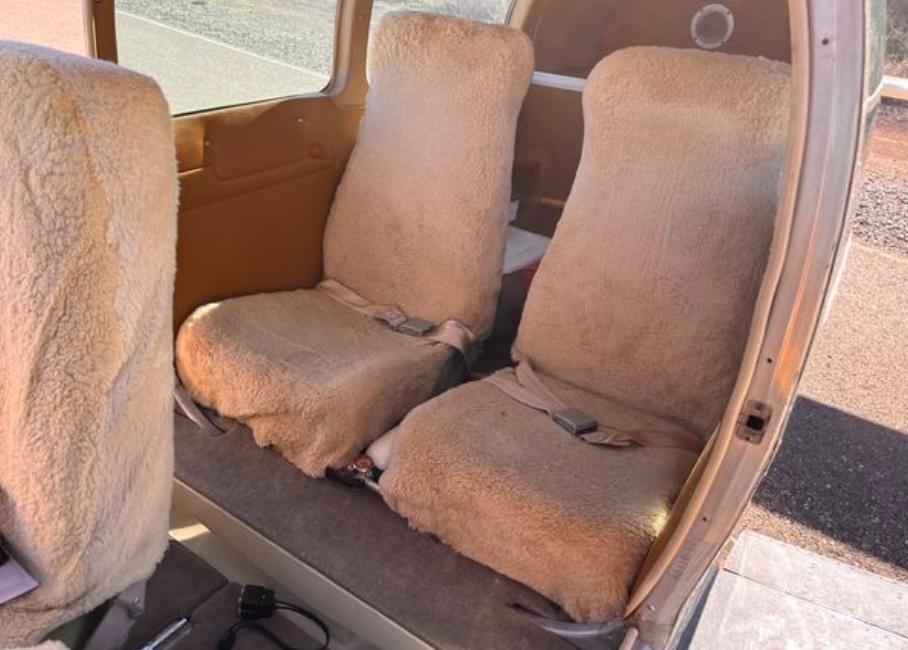 1972 Beechcraft C23 Sundowner, Photo 6