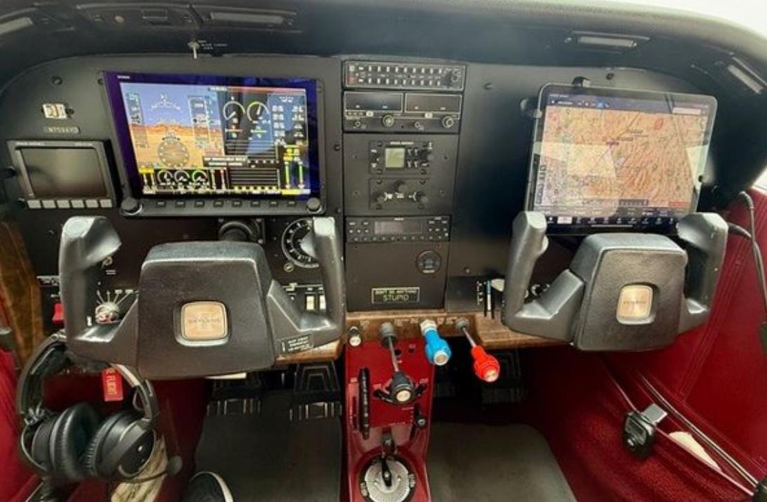 1977 Cessna 182Q Skylane Photo 5