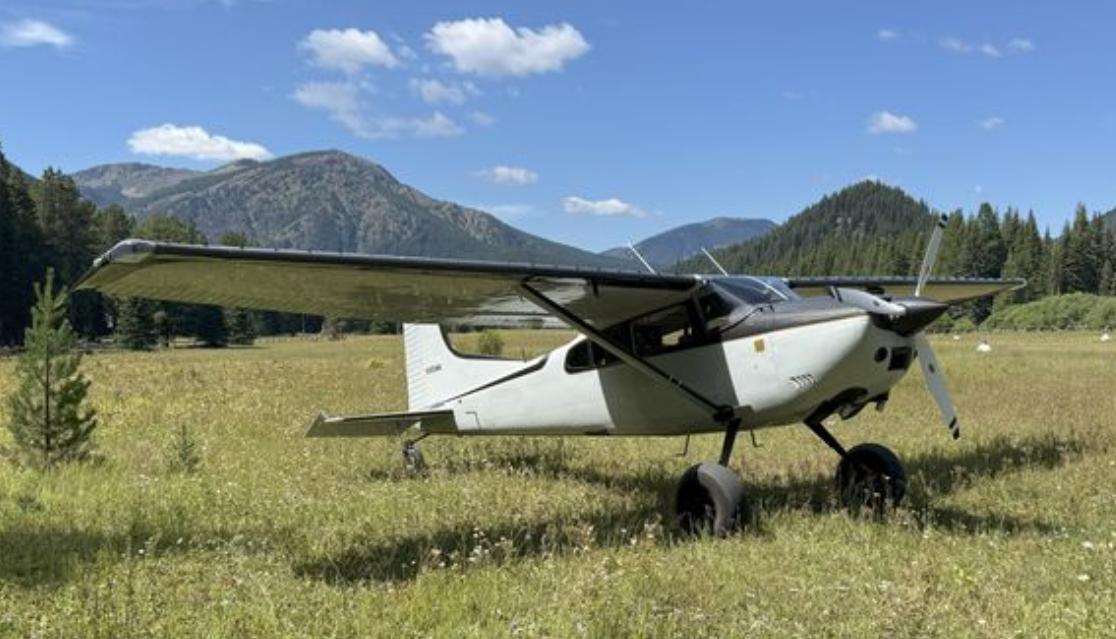 1962 Cessna 185A Custom Skywagon Photo 2