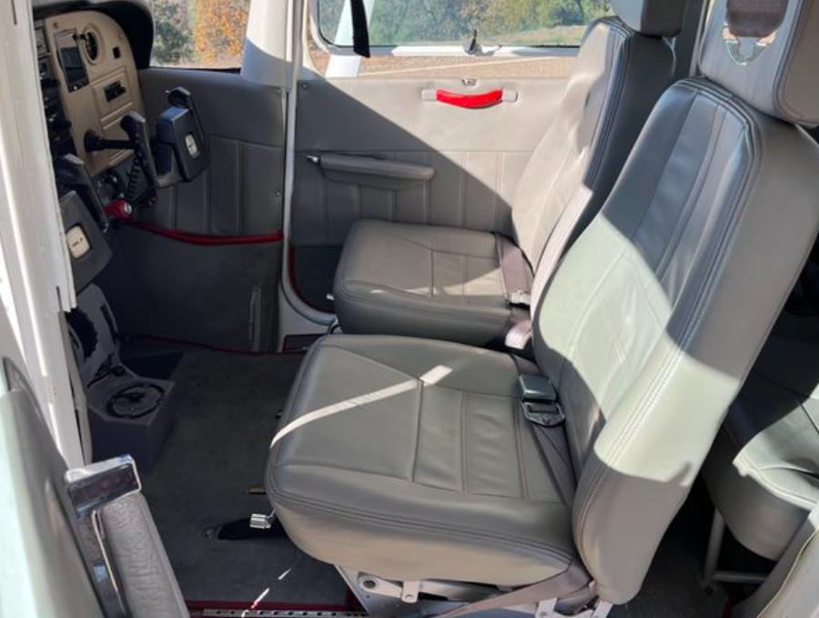 1977 Cessna 172 XP Photo 6