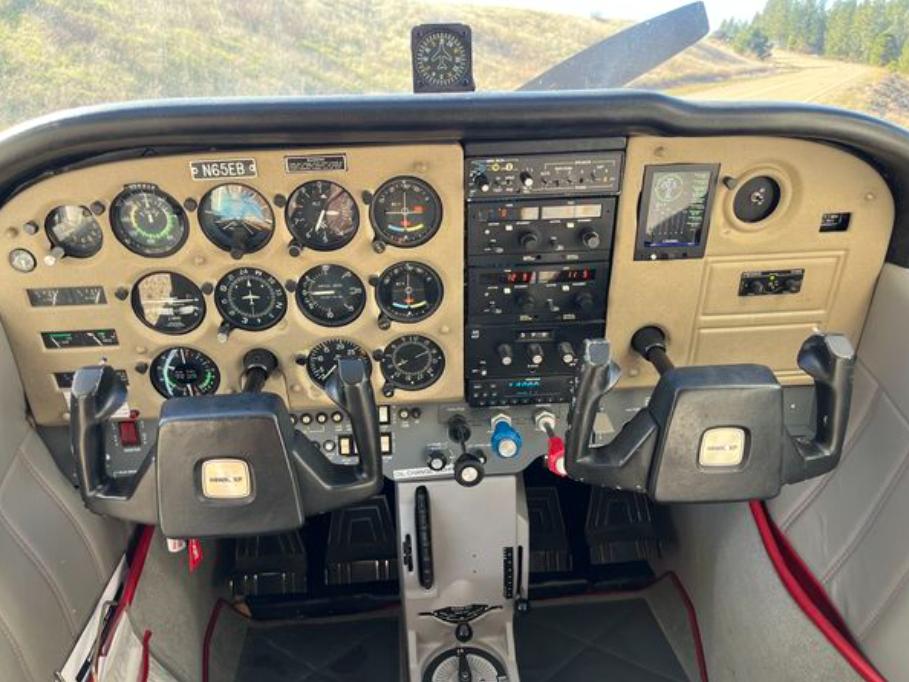 1977 Cessna 172 XP Photo 7