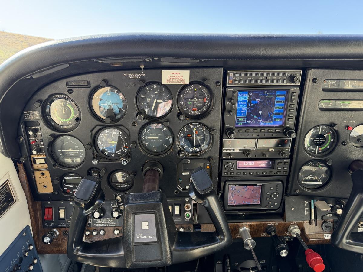 1980 Cessna TR 182 Skylane Photo 6