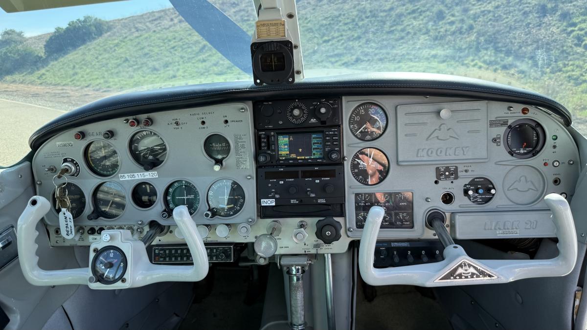 1965 Mooney M20C Photo 4