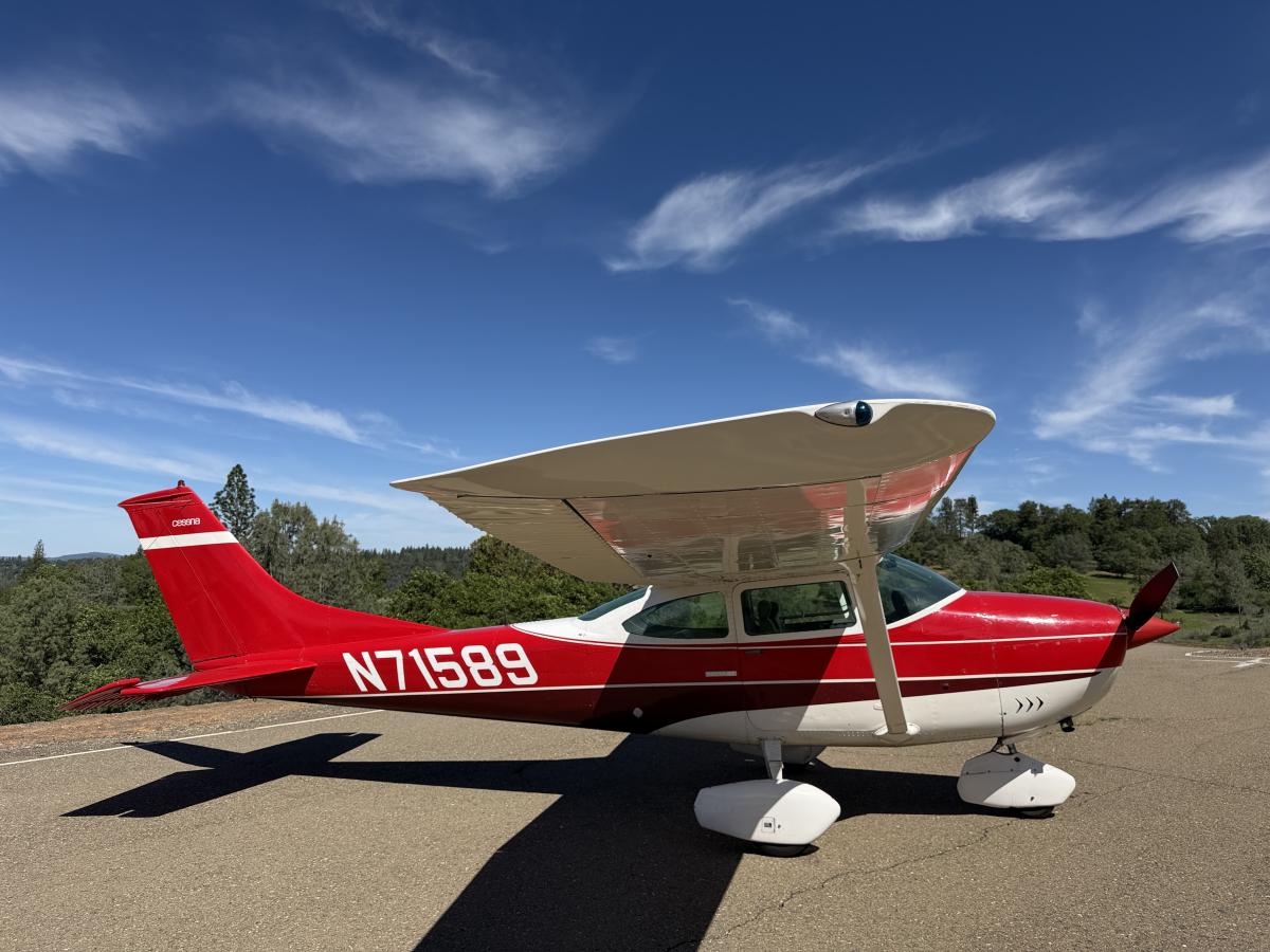 1969 Cessna 182M Skylane Photo 2