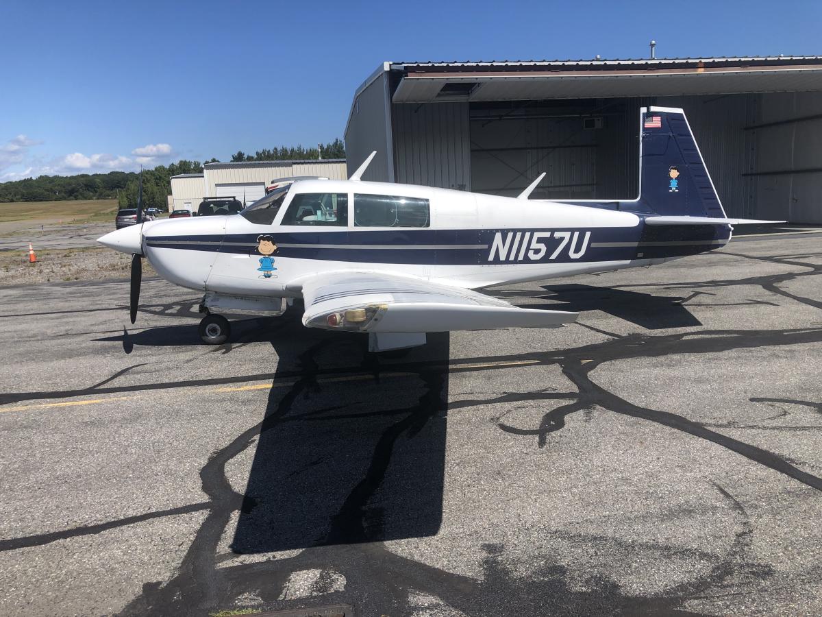 1982 Mooney 201 M20J Photo 2