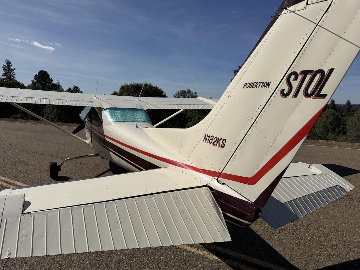 1978 Cessna 182 RG Photo 5