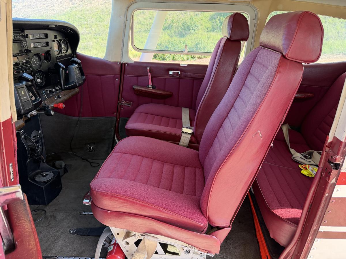 1978 Cessna 182 RG Photo 7