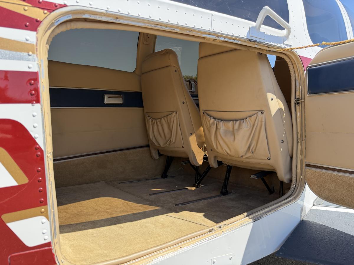 1973 Beech F33A Bonanza Photo 5