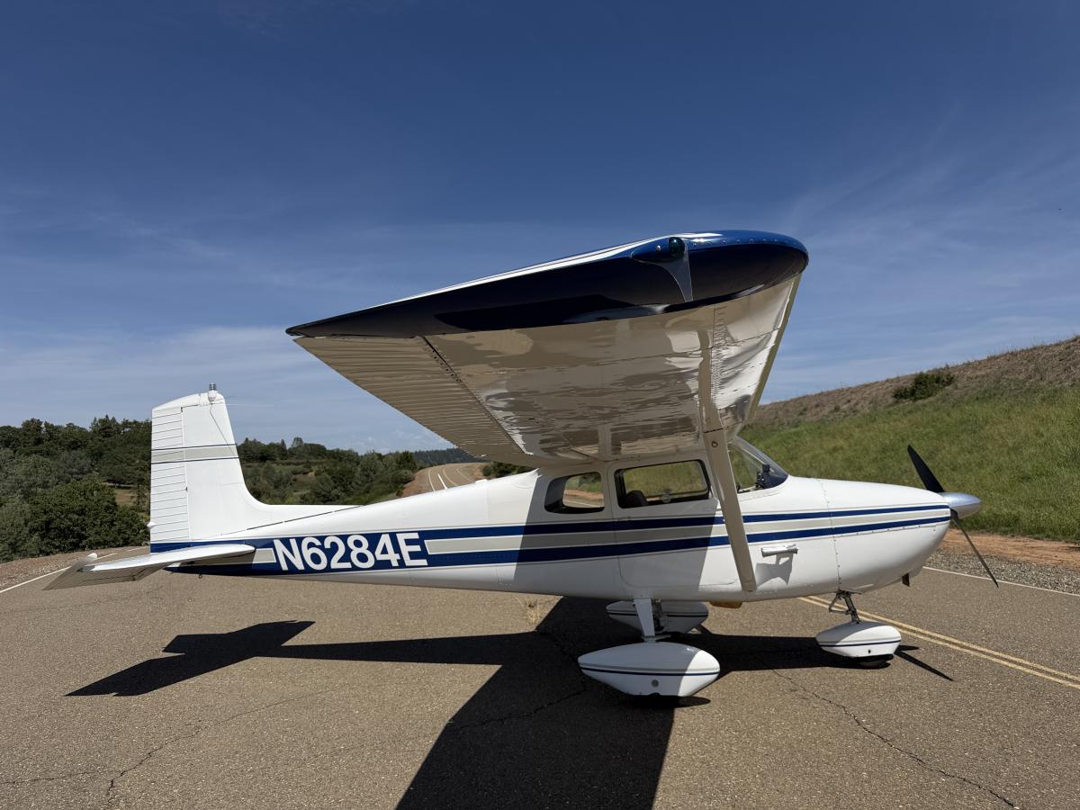 1959 Cessna 172 Photo 2