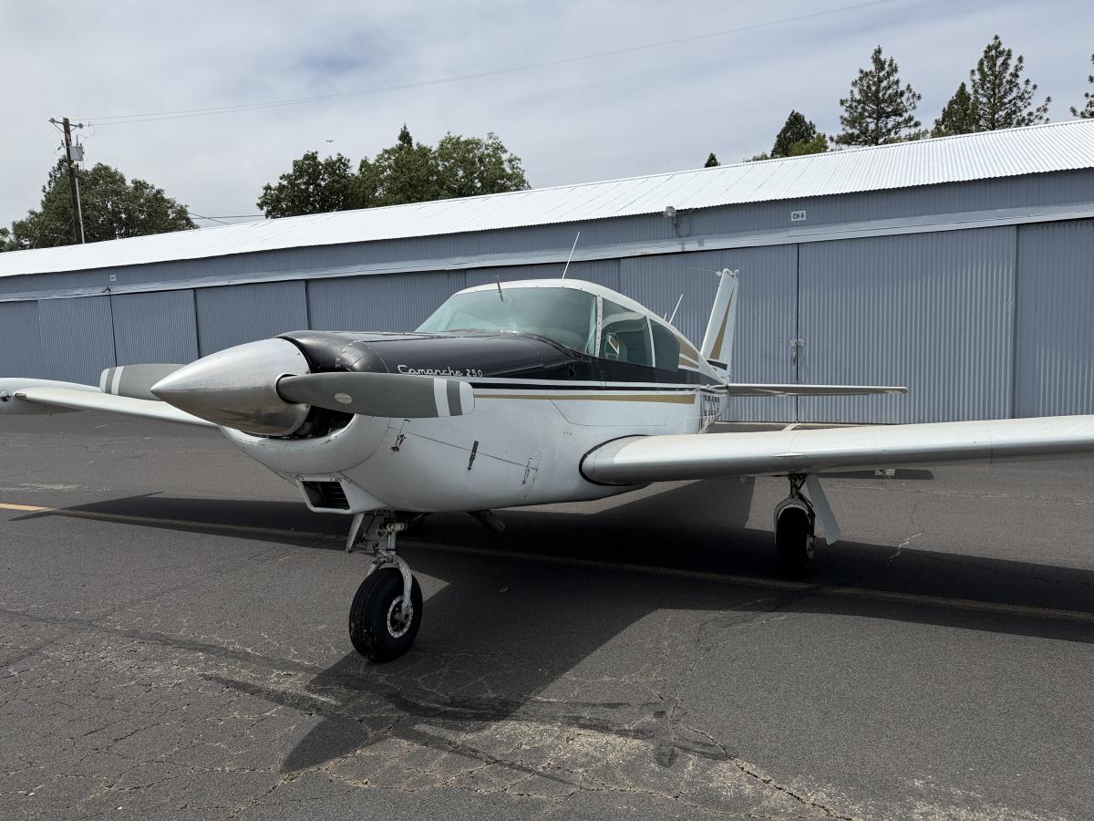 1959 Piper Comanche PA-24-250 Photo 4