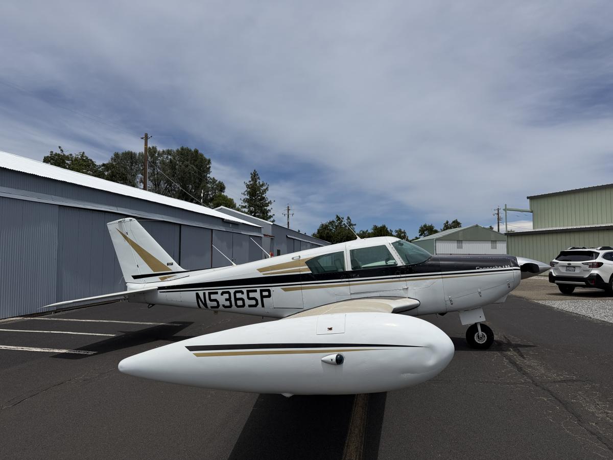 1959 Piper Comanche PA-24-250 Photo 3