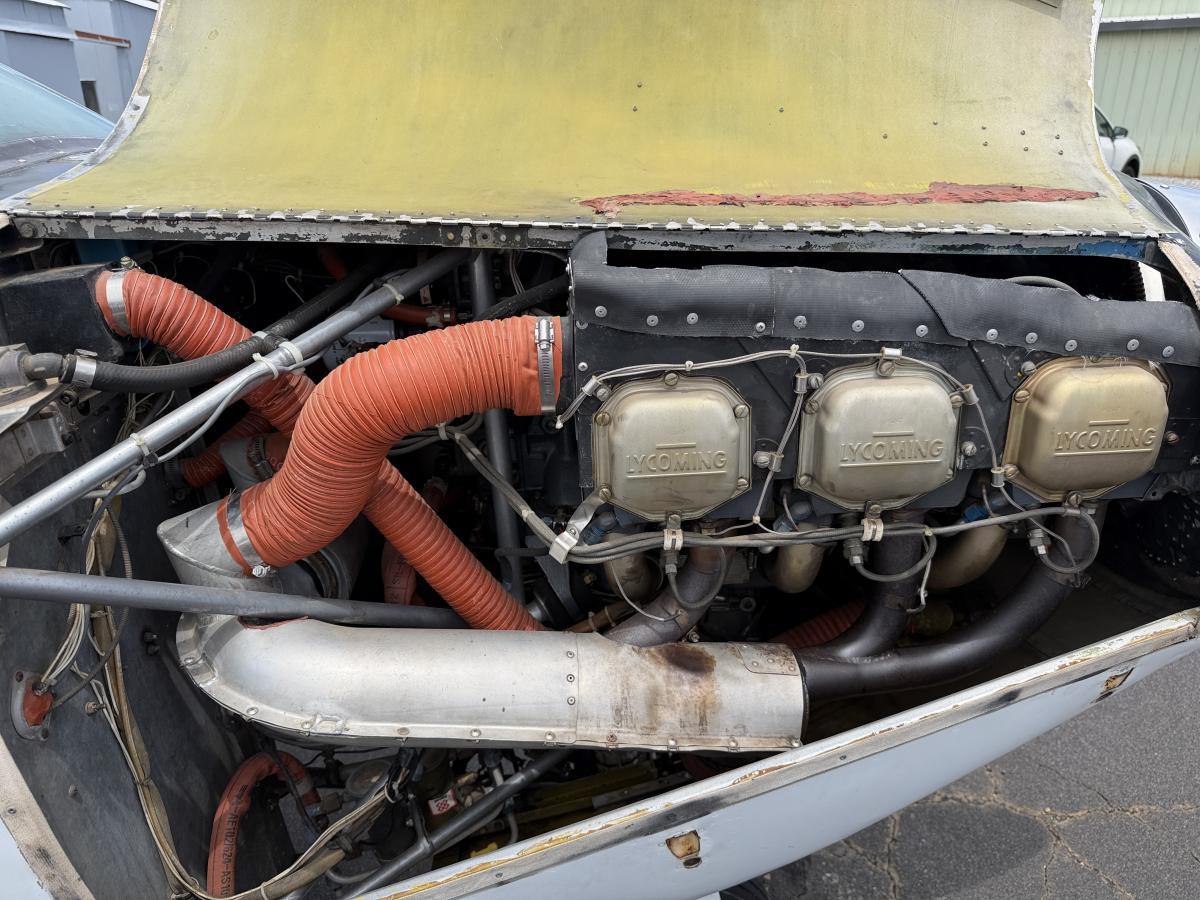 1959 Piper Comanche PA-24-250 Photo 4