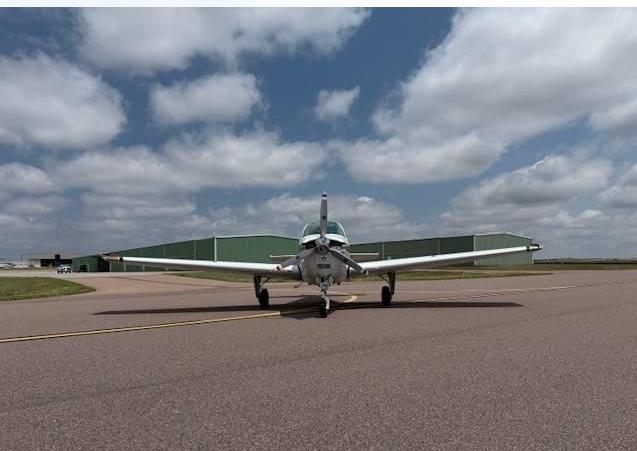 1981 BEECHCRAFT F33A BONANZA  Photo 3