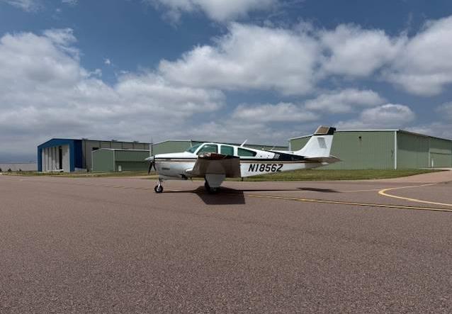 1981 BEECHCRAFT F33A BONANZA  Photo 5