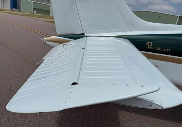 1981 BEECHCRAFT F33A BONANZA  Photo 4