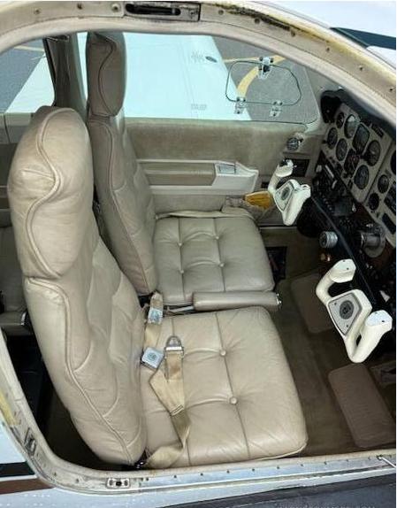 1981 BEECHCRAFT F33A BONANZA  Photo 6