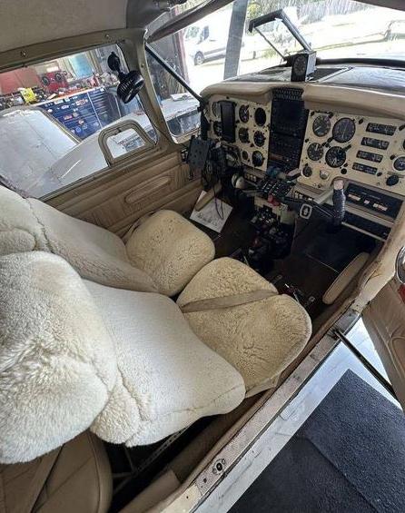 1970 Piper Aztec Photo 2