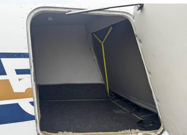 1967 PIPER AZTEC C Photo 2