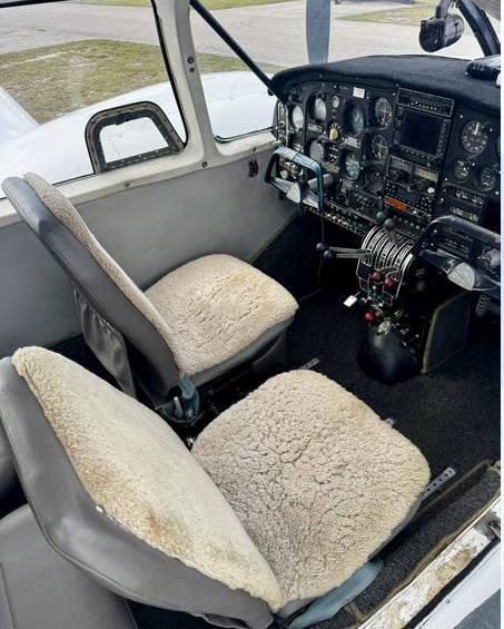 1967 PIPER AZTEC C Photo 4