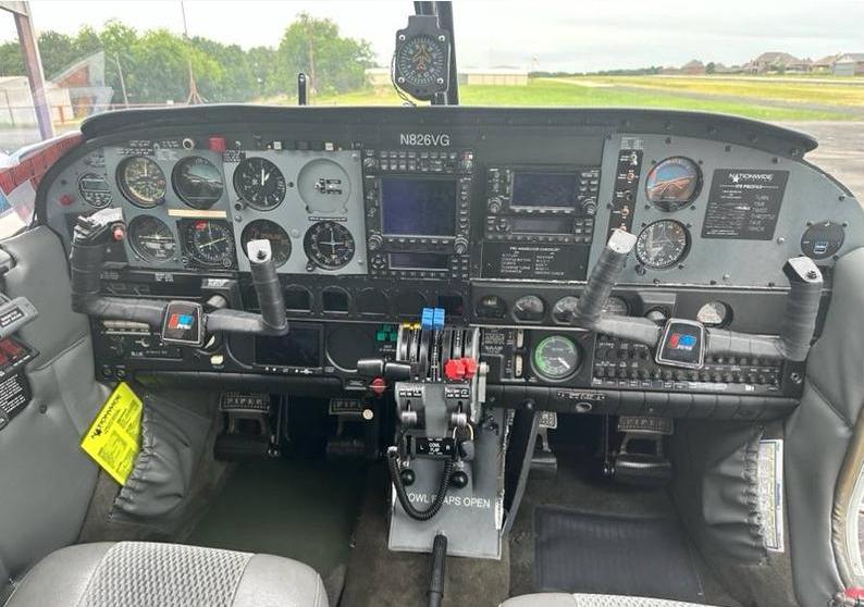 1975 PIPER SENECA II Photo 4