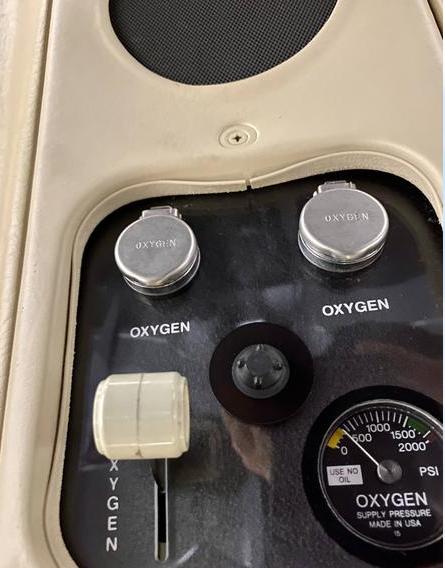 2001 CESSNA T182T Photo 5