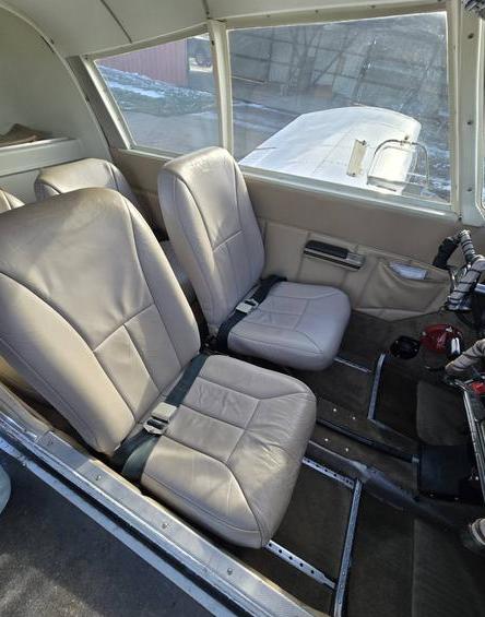 1971 PA-28 PIPER CHEROKEE 140 Photo 5