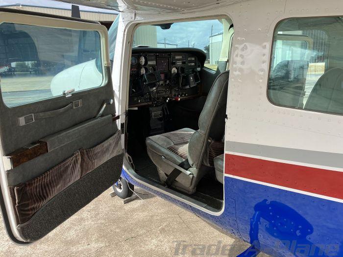 1981 CESSNA T210N Photo 5
