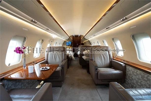 2008 BOMBARDIER CHALLENGER 605 Photo 4