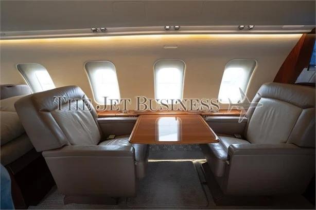 2008 BOMBARDIER CHALLENGER 605 Photo 6