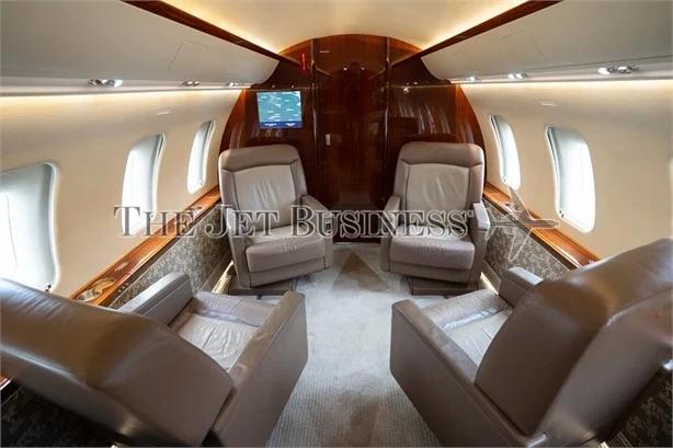 2008 BOMBARDIER CHALLENGER 605 Photo 7