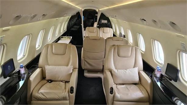 2012 EMBRAER LEGACY 650 Photo 3