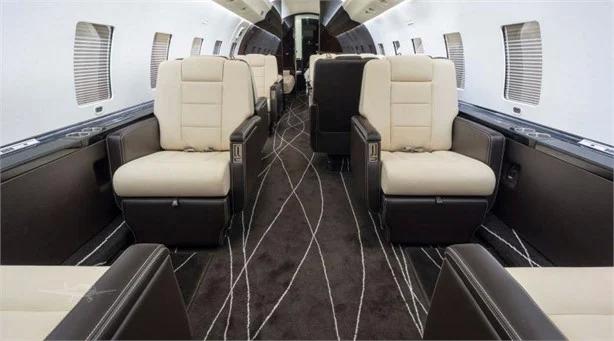 2001 BOMBARDIER GLOBAL EXPRESS Photo 3