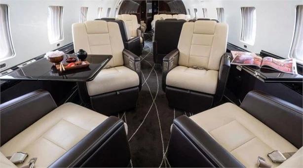 2001 BOMBARDIER GLOBAL EXPRESS Photo 4