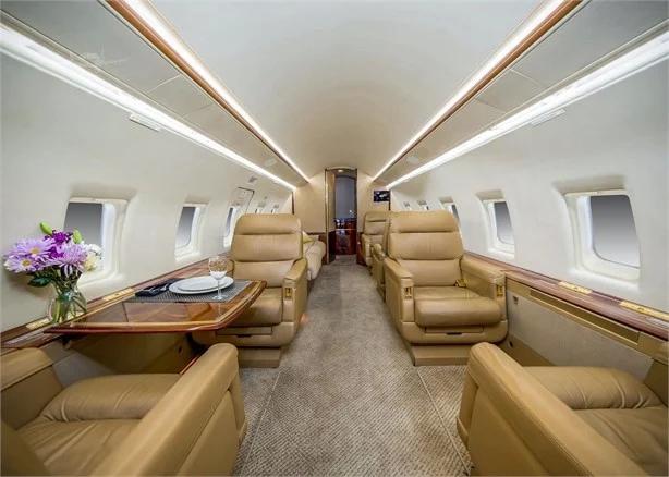 2000 BOMBARDIER CHALLENGER 60 Photo 4