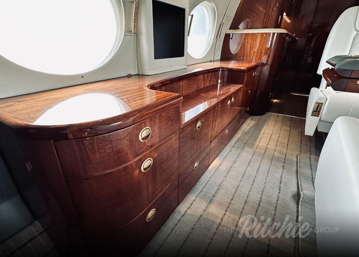 2000 Gulfstream GIVSP Photo 2