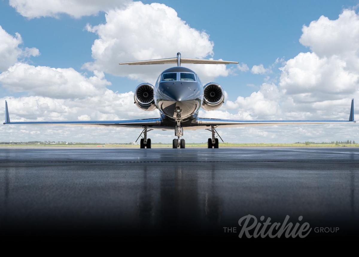 2009 Gulfstream G450 Photo 3