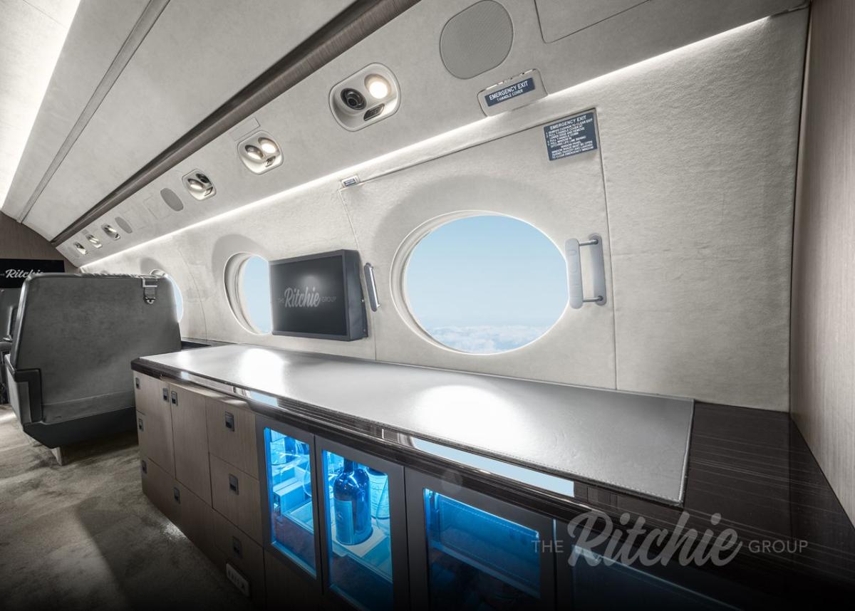2009 Gulfstream G450 Photo 4