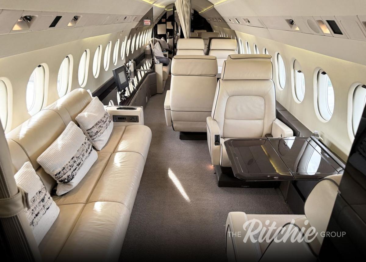 1993 Dassault Falcon 900B Photo 7