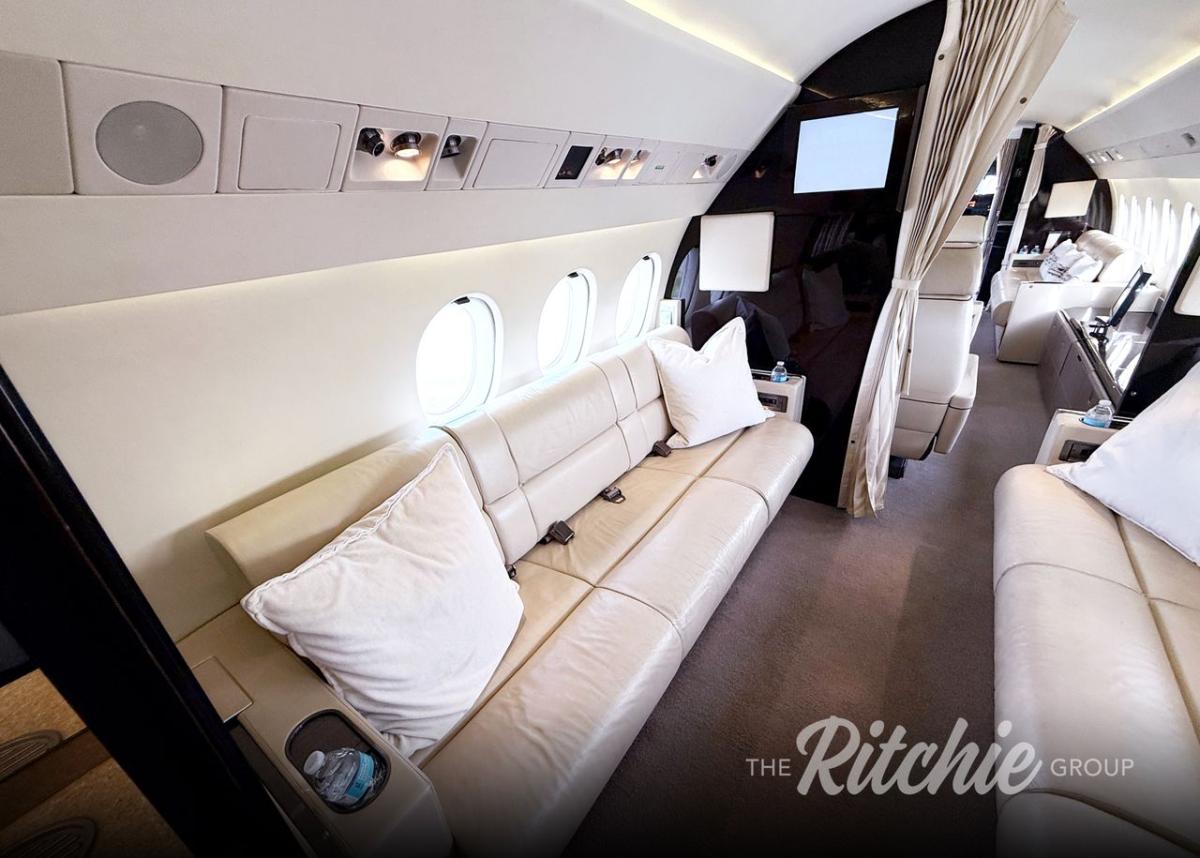 1993 Dassault Falcon 900B Photo 3