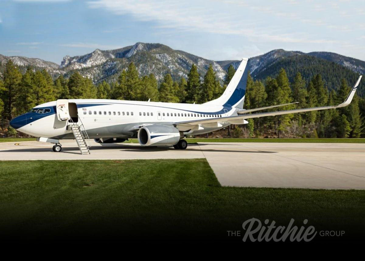 Boeing Business Jet Photo 4