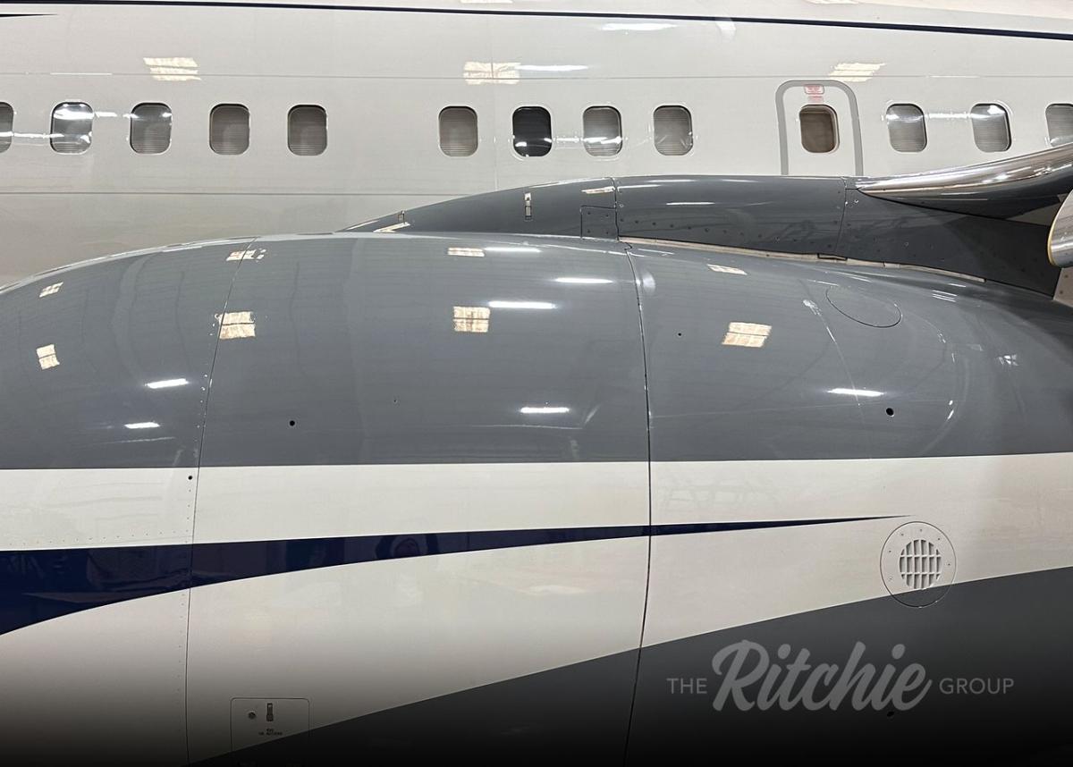 Boeing Business Jet Photo 5