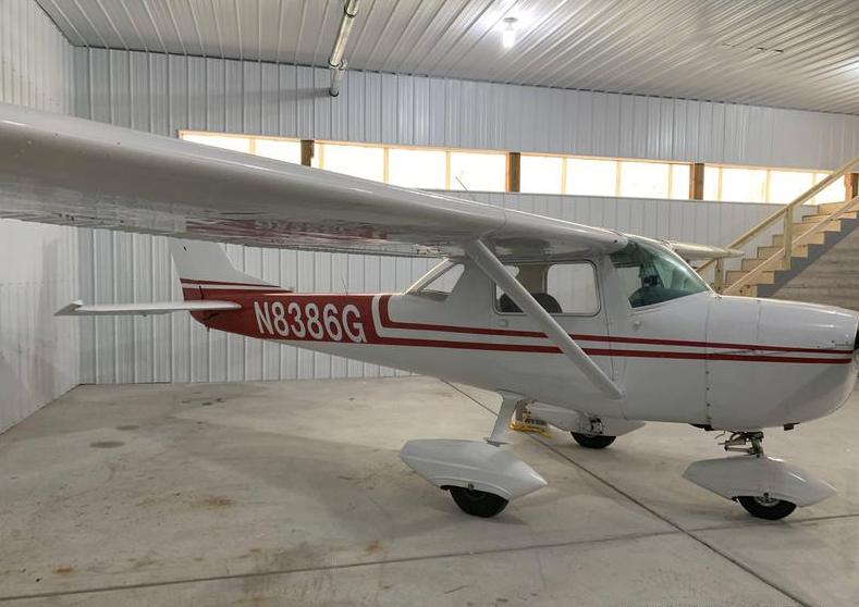 Cessna 150F Photo 5