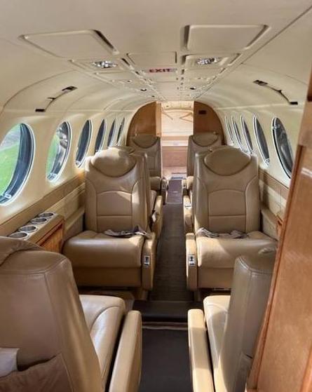 1999 Beech King Air 350 Photo 4