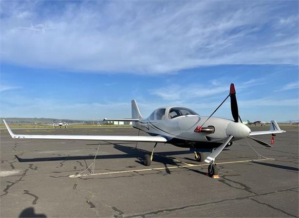 2004 LANCAIR IV-PT Photo 2