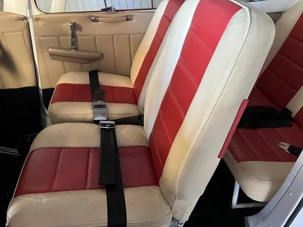 1979 CESSNA 172N SKYHAWK Photo 6