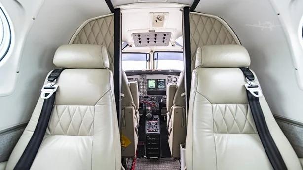 1981 BEECHCRAFT KING AIR C90 Photo 3